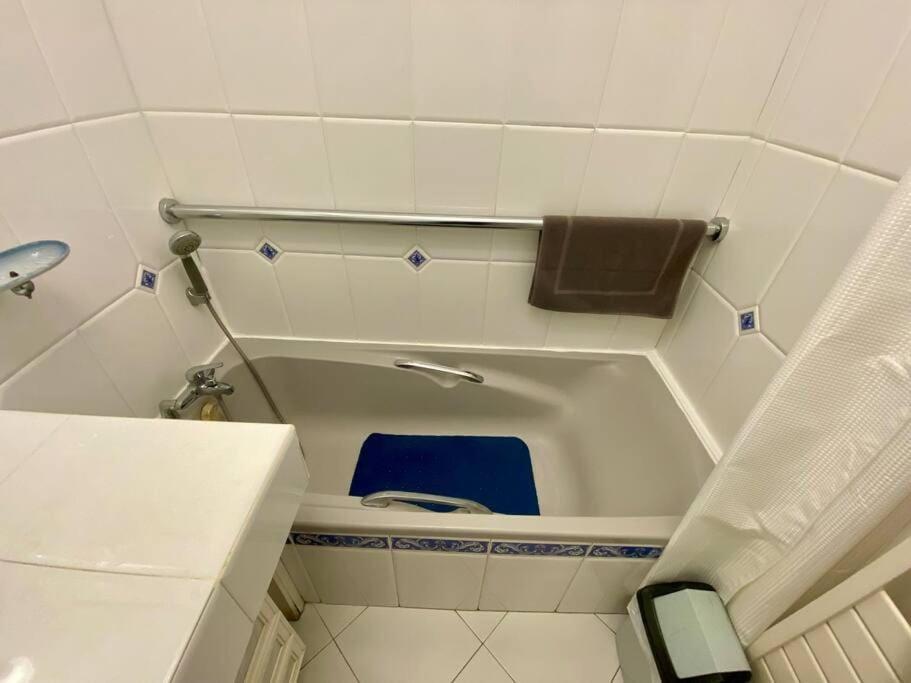 "Georgio" Grand Appartement Traversant Avec Vue Canal Et Parking سُت المظهر الخارجي الصورة