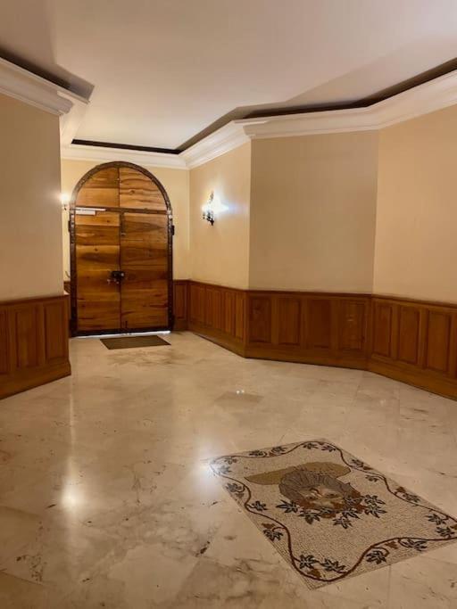 "Georgio" Grand Appartement Traversant Avec Vue Canal Et Parking سُت المظهر الخارجي الصورة