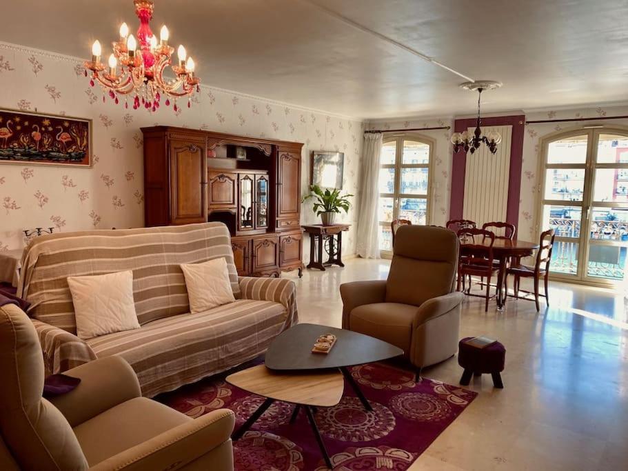 "Georgio" Grand Appartement Traversant Avec Vue Canal Et Parking سُت المظهر الخارجي الصورة
